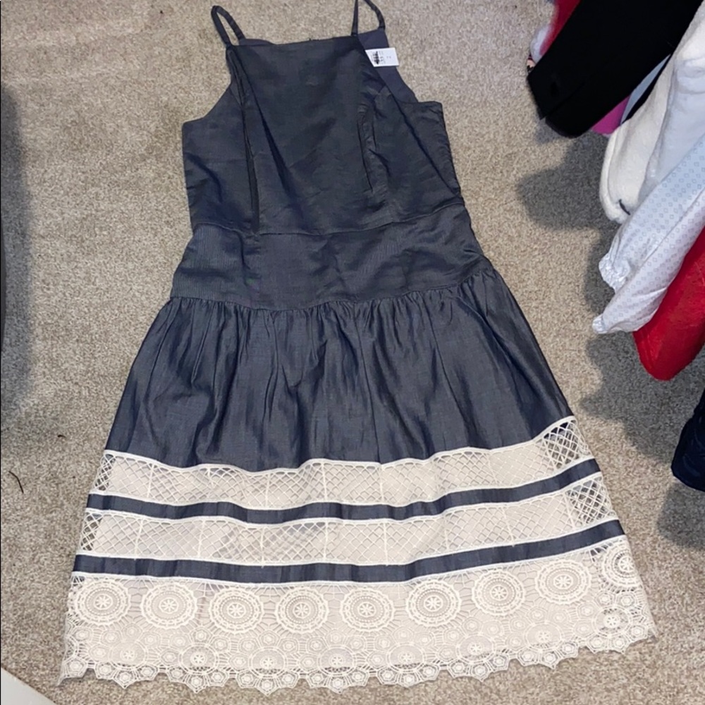Scalloped lace chambray dress
